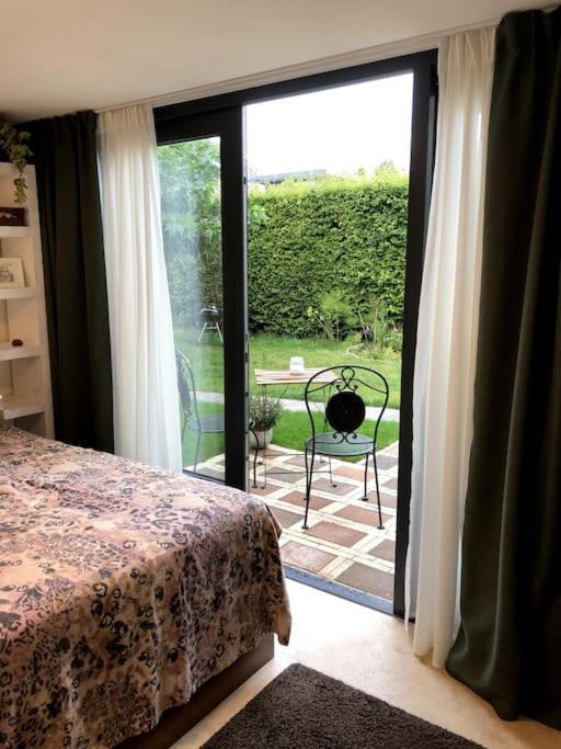 Prachtig Guesthouse Aan Het Water Almere Dış mekan fotoğraf